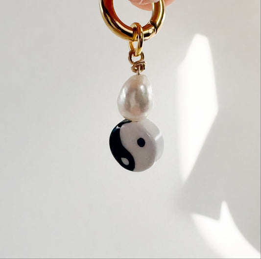 "Yin Yang x Pearl" Earrings